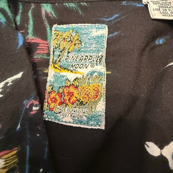 Vintage 90s Hawaiian Shirt Men’s XLBlack Sailboat Palm Tree Tropical Floral - Picture 3 of 3